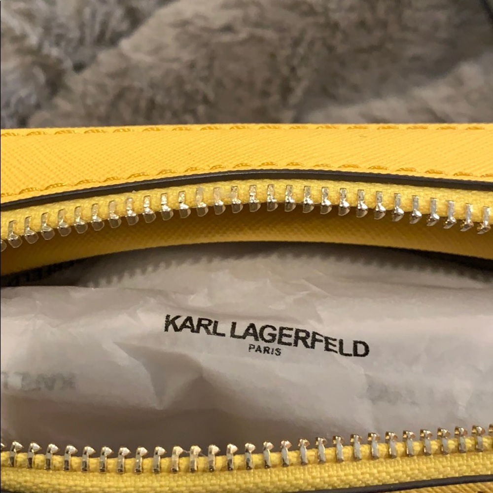 New Karl Lagerfeld Paris Maybelle Cat Shoulder Bag - Picture 13 of 16